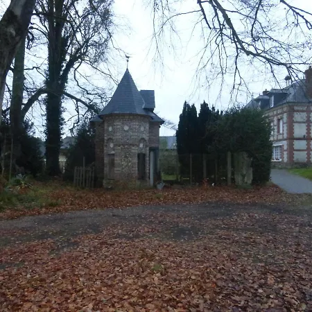 Le Petit Domaine Bed & Breakfast 3*